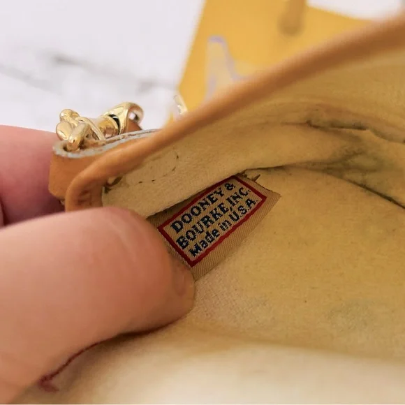 Dooney & Bourke Vintage Rainbow DB Vinyl Leather Multicolor‎ Wristlet - Picture 11 of 11